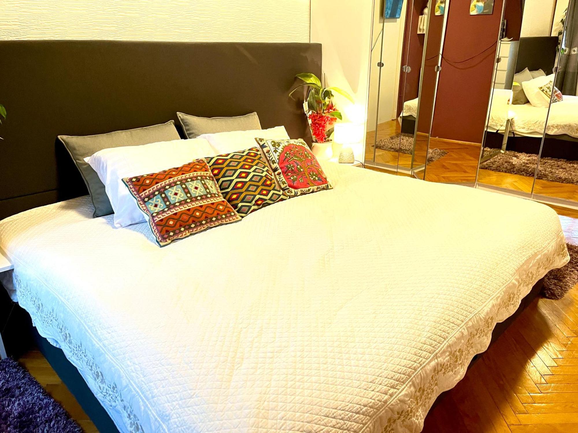Margaret Bridge Best Spot Apartment Budapest Esterno foto